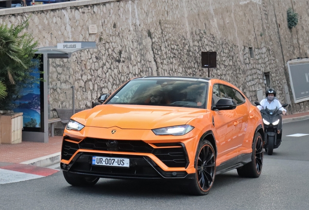 Lamborghini Urus