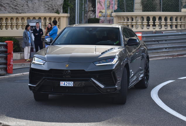 Lamborghini Urus S