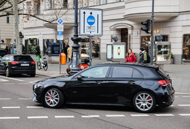 Mercedes-AMG A 45 S W177