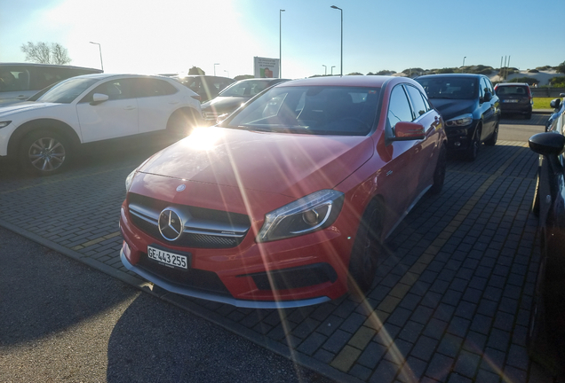 Mercedes-Benz A 45 AMG