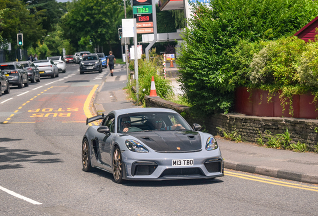 Porsche 718 Cayman GT4 RS Weissach Package