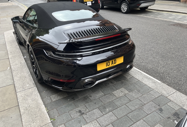 オストビマルページ Porsche 992 Turbo S Cabriolet MkI - 07 January 2026 - Autogespot