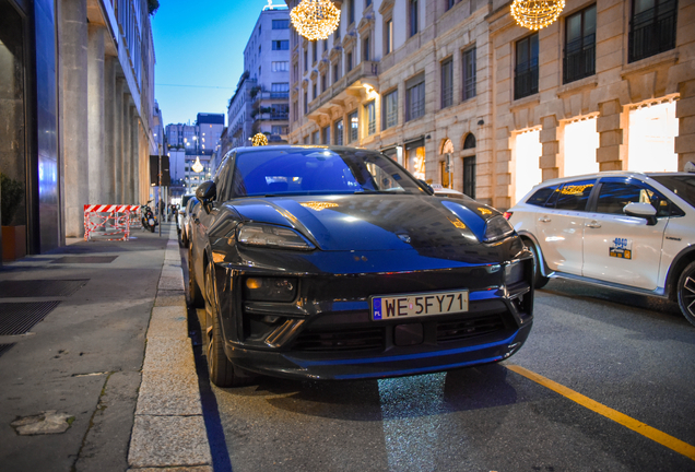 Porsche Macan EV Turbo