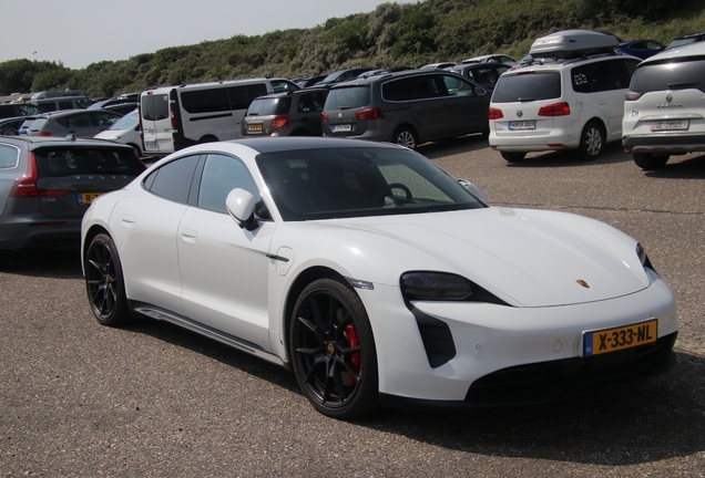 Porsche Taycan GTS