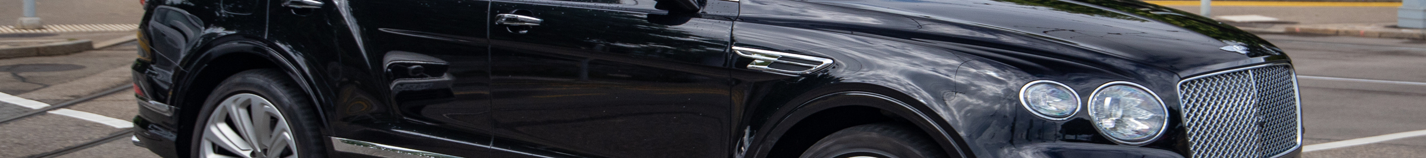 Bentley Bentayga V8 2021 First Edition