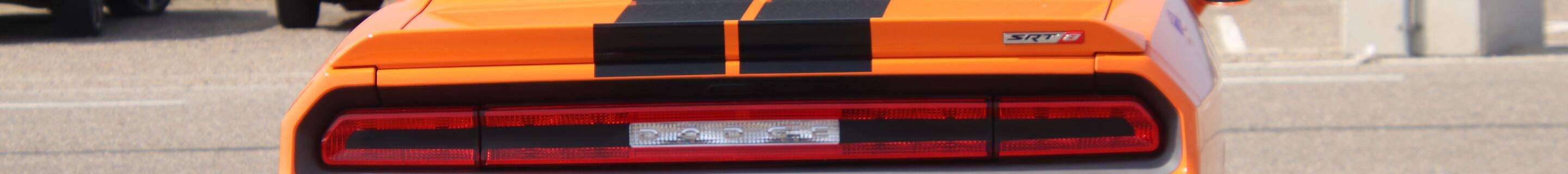 Dodge Challenger SRT-8