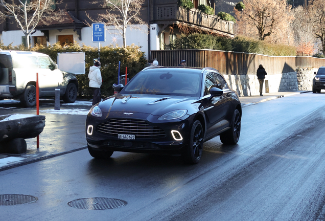 Aston Martin DBX