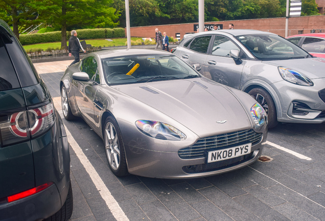 Aston Martin V8 Vantage