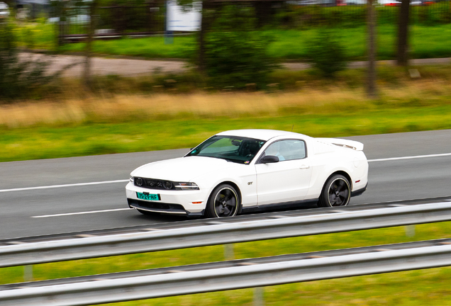 Ford Mustang GT 2010