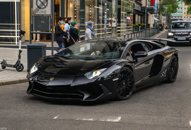 Lamborghini Aventador LP750-4 SuperVeloce