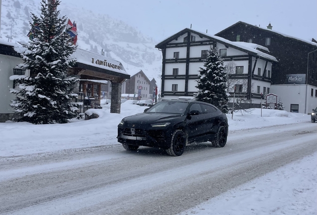 Lamborghini Urus S