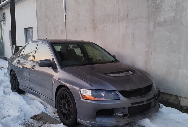 Mitsubishi Lancer Evolution VIII MR FQ-340 RalliArt