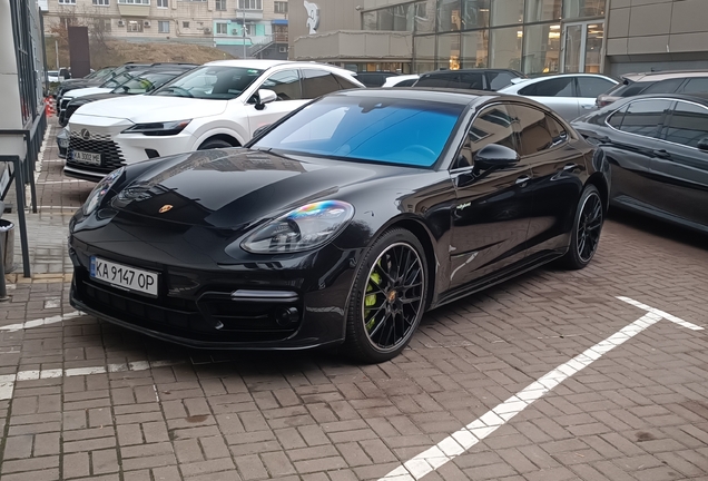 Porsche 971 Panamera Turbo S E-Hybrid MkI