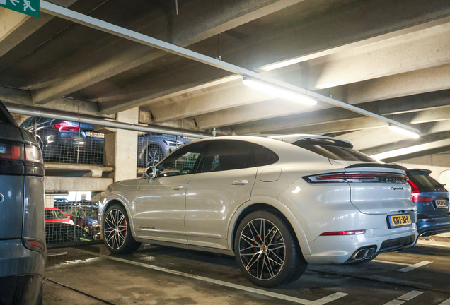 Porsche Cayenne Coupé Turbo E-Hybrid