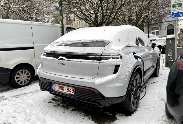 Porsche Macan EV Turbo