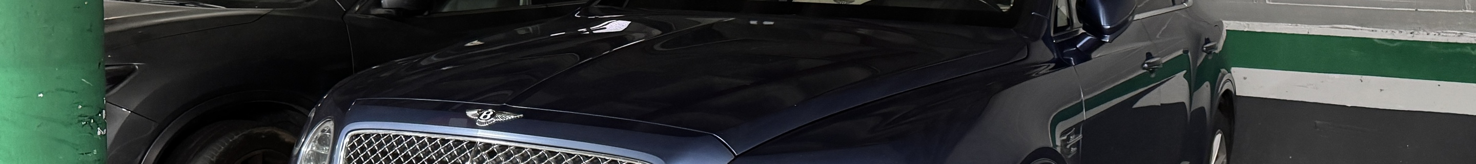 Bentley Bentayga Hybrid