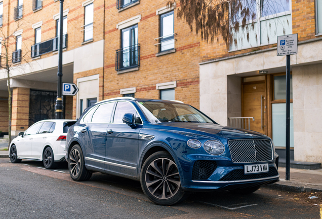 Bentley Bentayga Hybrid 2024