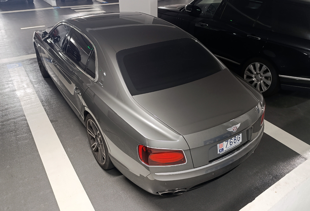 Bentley Flying Spur V8 S