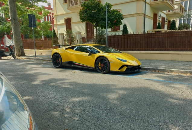 Lamborghini Huracán LP640-4 Performante