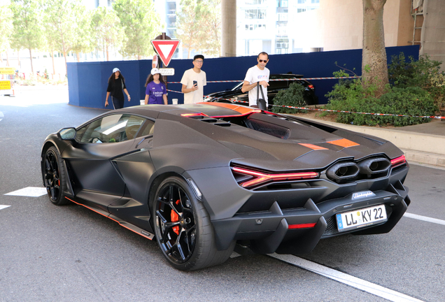 Lamborghini Revuelto