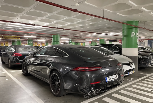 Mercedes-AMG GT 63 X290