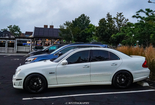 Mercedes-Benz E 63 AMG