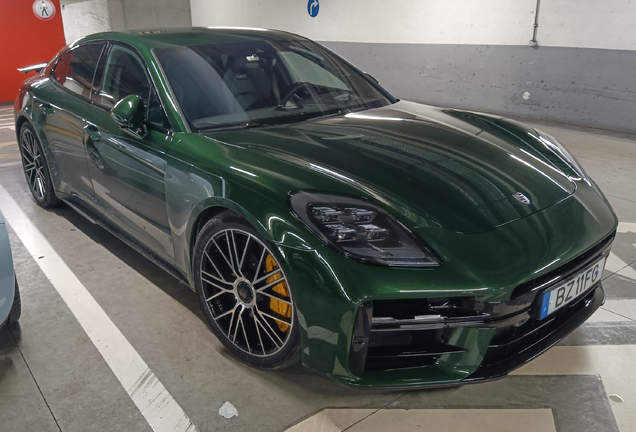 Porsche 972 Panamera Turbo S E-Hybrid