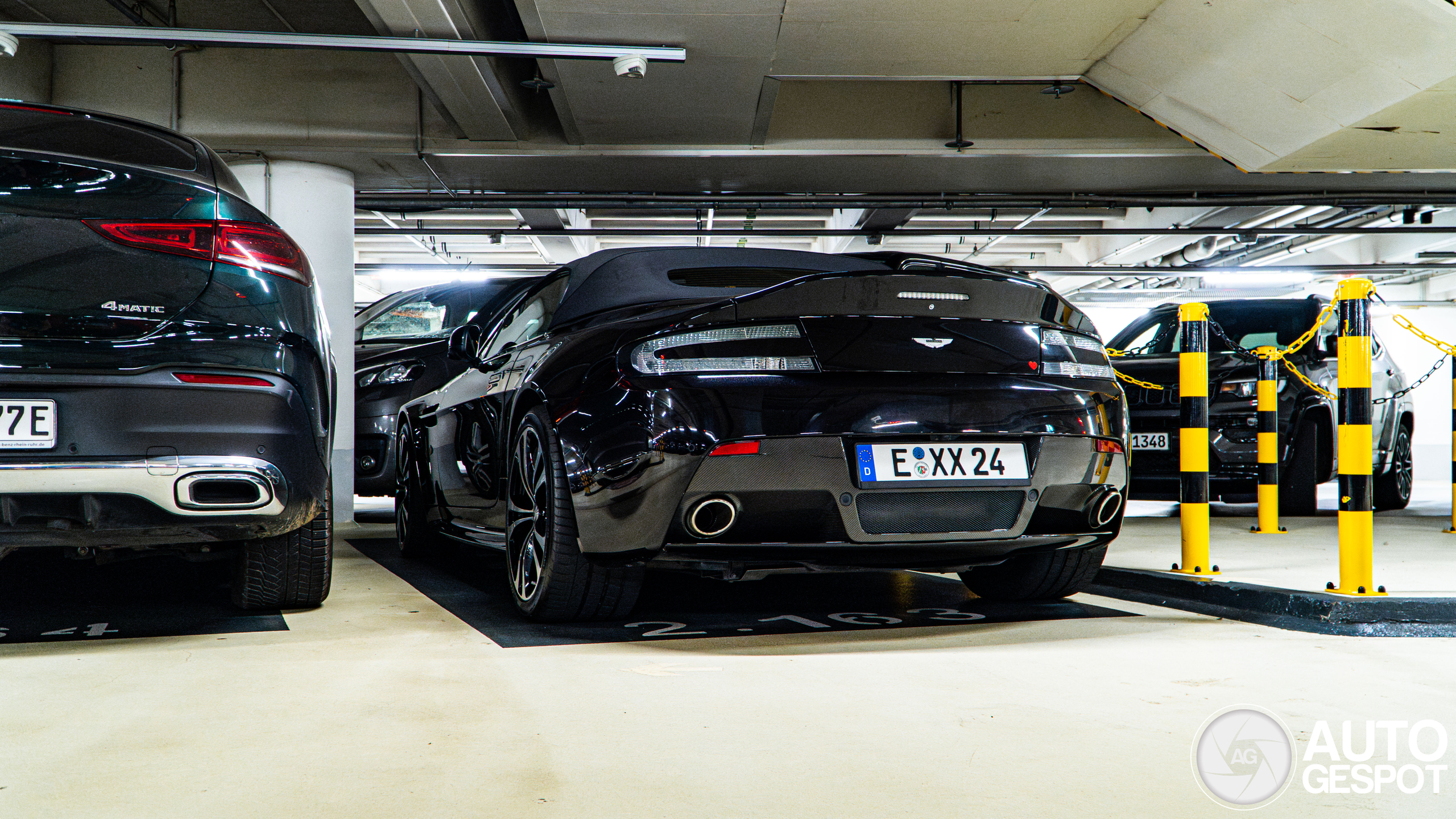 Aston Martin V12 Vantage S Roadster