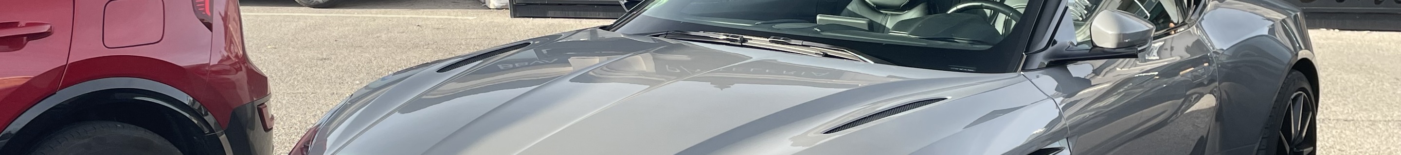 Aston Martin DB11 V8