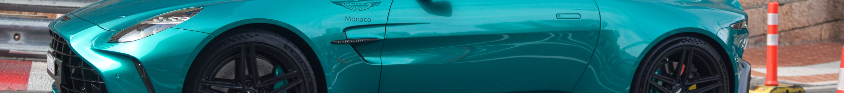 Aston Martin Vantage 2024