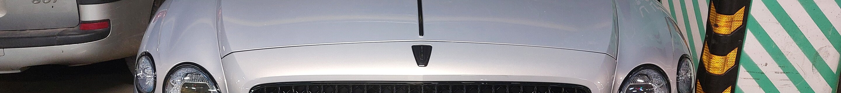 Bentley Flying Spur Hybrid