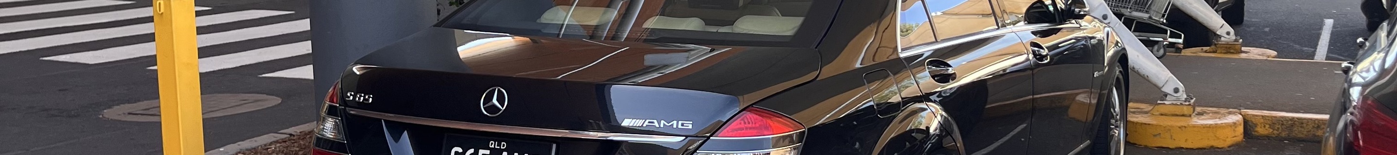 Mercedes-Benz S 65 AMG V221