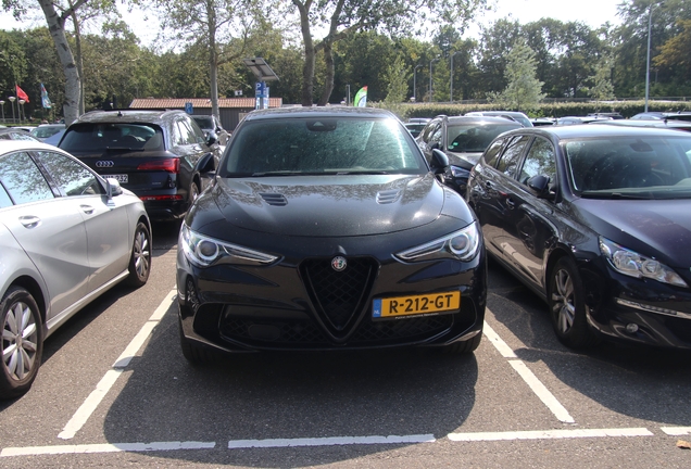 Alfa Romeo Stelvio Quadrifoglio