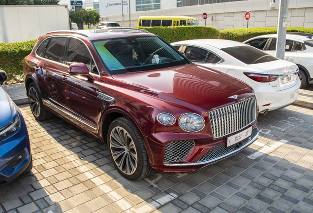 Bentley Bentayga V8 2025 Atelier Edition