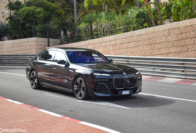 BMW M760e xDrive