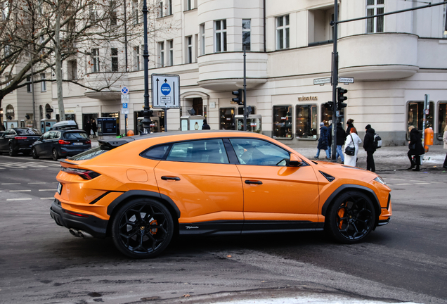 Lamborghini Urus Performante
