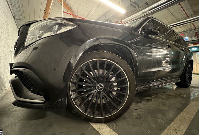 Mercedes-AMG GLS 63 X166