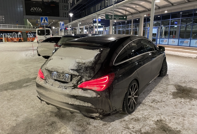 Mercedes-Benz CLA 45 AMG Shooting Brake