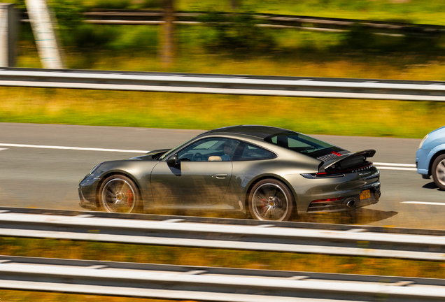 Porsche 992 Carrera 4S MkI