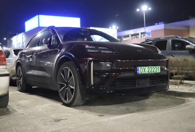 Porsche Macan EV Turbo