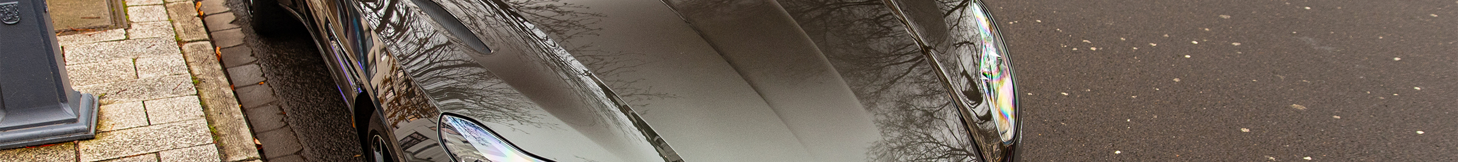 Aston Martin DB11 V8 Volante