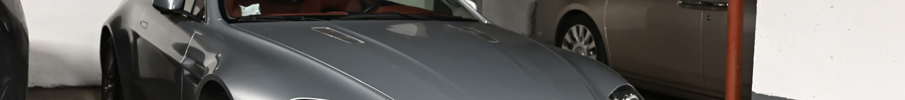 Aston Martin V8 Vantage