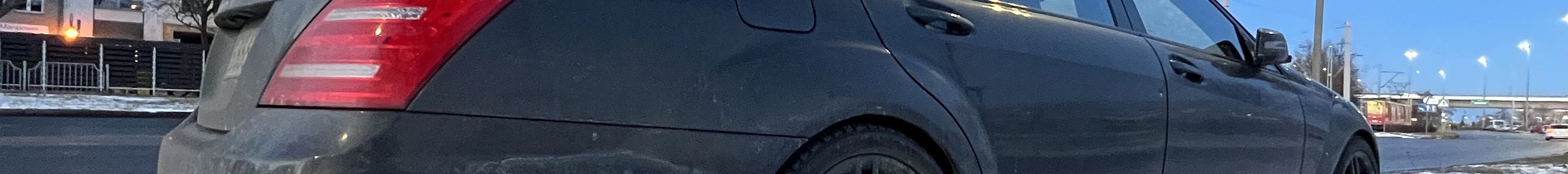 Mercedes-Benz S 63 AMG W221 2011