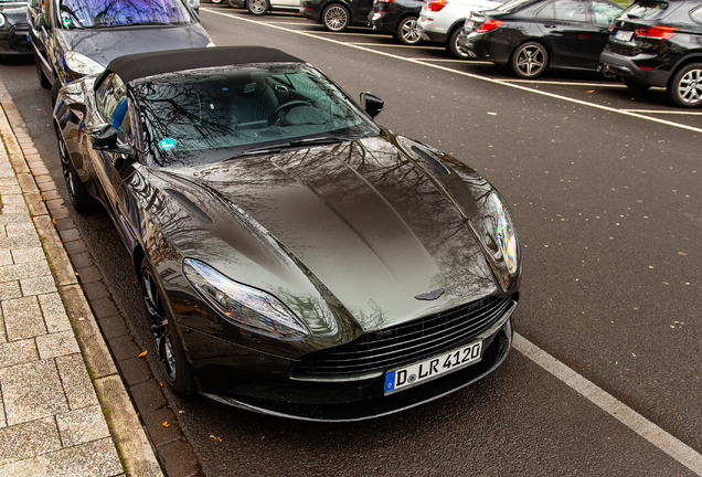 Aston Martin DB11 V8 Volante