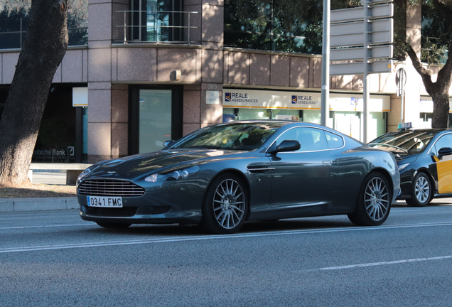 Aston Martin DB9