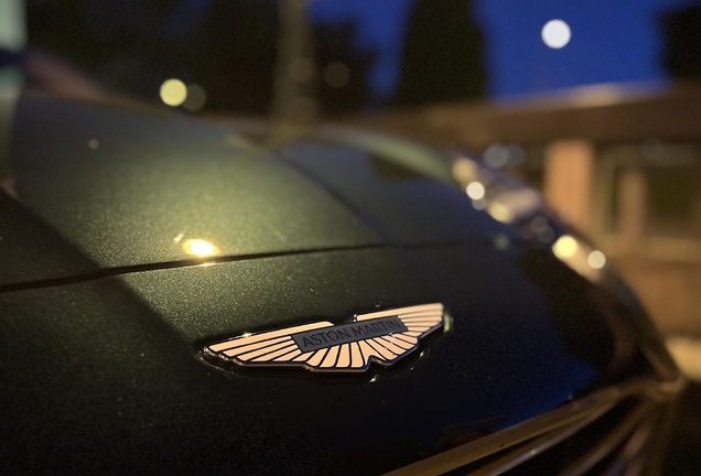 Aston Martin Vanquish 2025