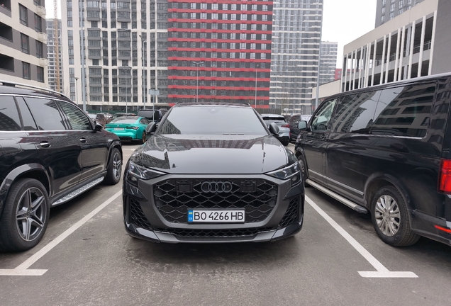 Audi RS Q8 2024