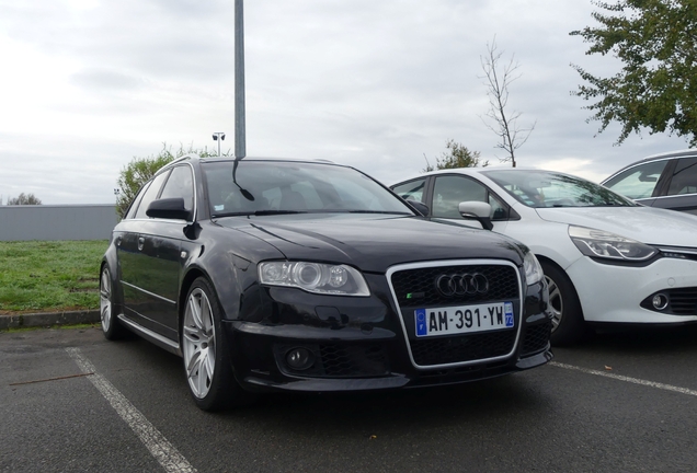 Audi RS4 Avant B7