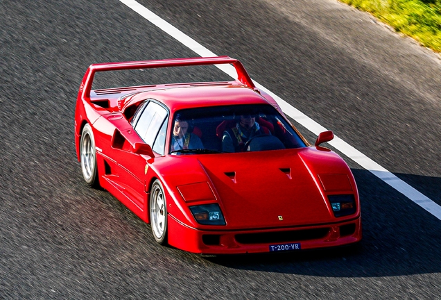 Ferrari F40