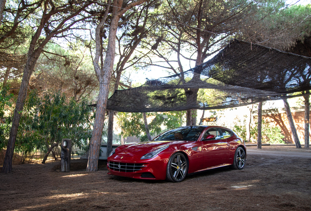 Ferrari FF